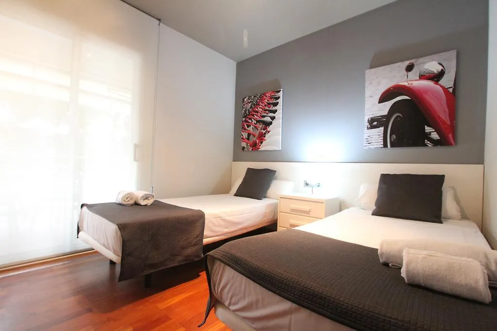 Click & Booking Apartamentos Arqubach 萨洛 0*,