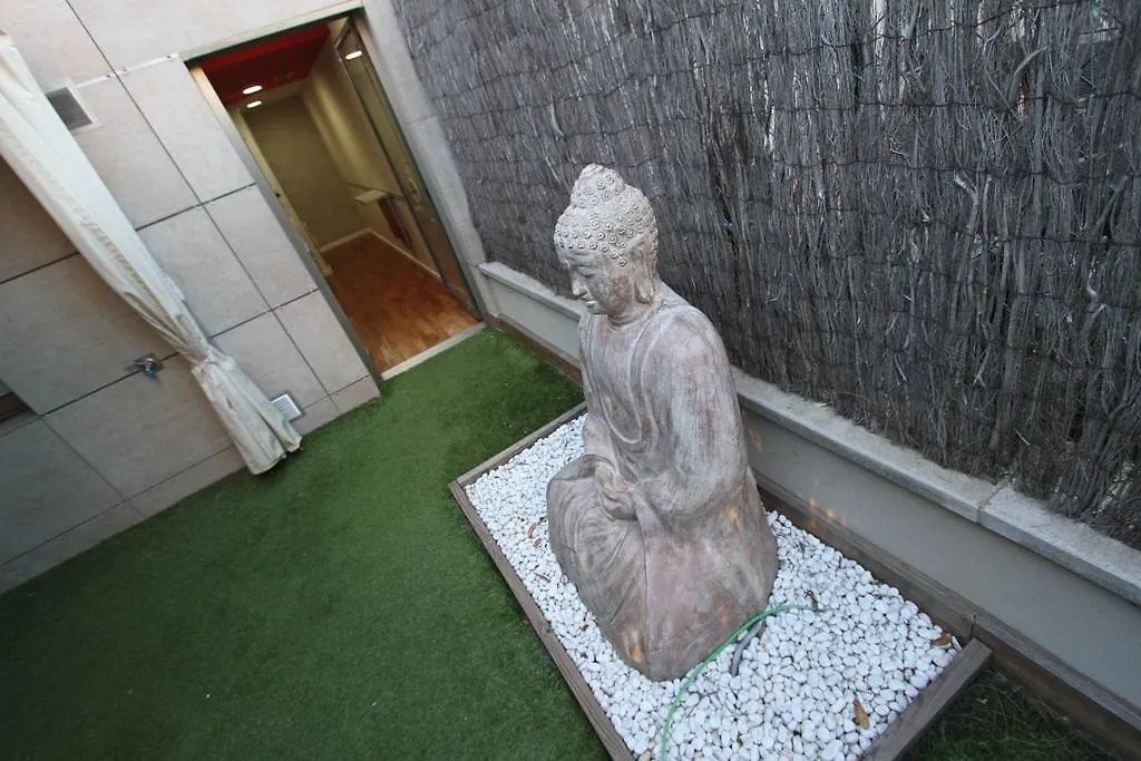 Click & Booking Apartamentos Arqubach 萨洛