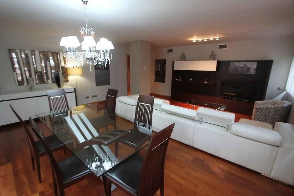 Click & Booking Apartamentos Arqubach Salou Espanha
