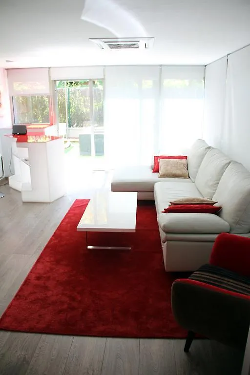 Click & Booking Apartamentos Arqubach Salou Espanha